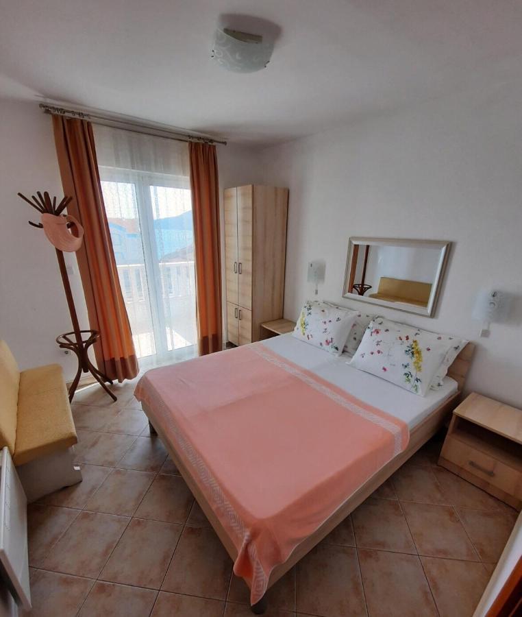Apartments Milicevic Herceg Novi Eksteriør bilde