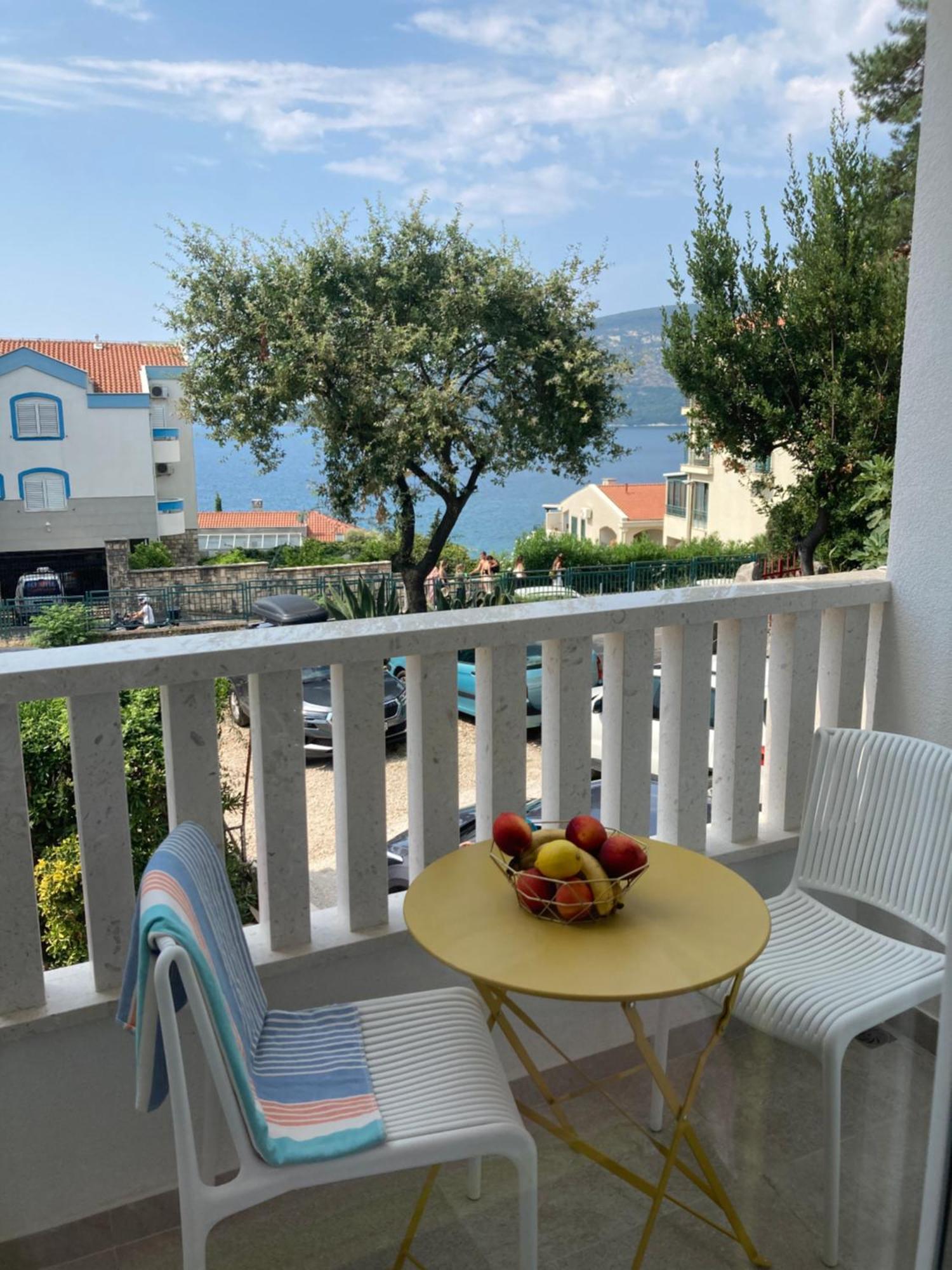Apartments Milicevic Herceg Novi Eksteriør bilde